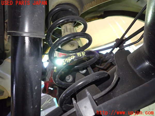 1UPJ-27845105]ルノー・メガーヌ R.S.(ルノー・スポール)(DZF4R)左リアスプリング 中古_m0001.jpg
