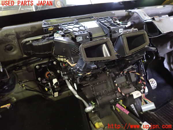 1UPJ-27846081]ルノー・メガーヌ R.S.(ルノー・スポール)(DZF4R)エバポレーター1 中古_m0002.jpg