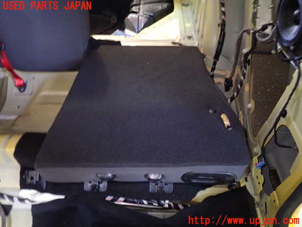 1UPJ-27847175]ルノー・メガーヌ R.S.(ルノー・スポール)(DZF4R)左2列目シート 中古_m0004.jpg