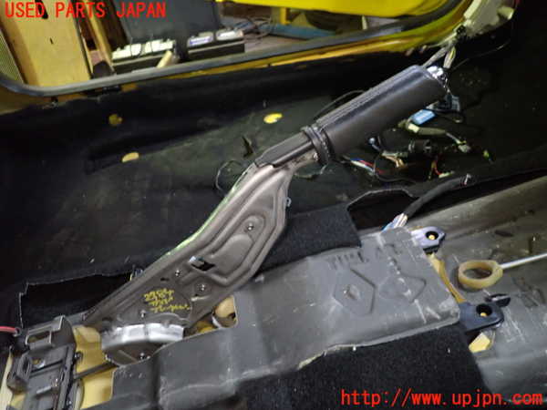 1UPJ-27847550]ルノー・メガーヌ R.S.(ルノー・スポール)(DZF4R)サイドブレーキレバー 中古_m0001.jpg
