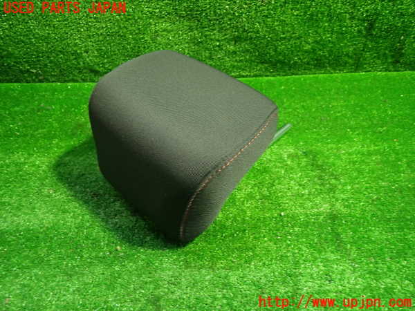 5UPJ-27847130]ルノー・メガーヌ R.S.(ルノー・スポール)(DZF4R)真中2列目ヘッドレスト 中古_m0002.jpg