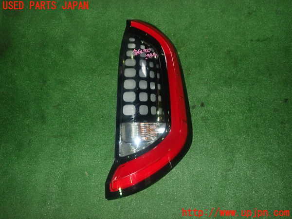 1UPJ-27851530]シエンタハイブリッド(MXPL10G)右テールランプ 中古_m0001.jpg