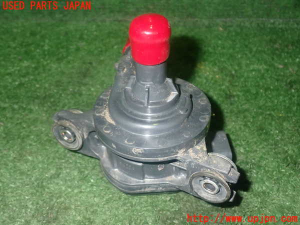 5UPJ-27852110]シエンタハイブリッド(MXPL10G)ウォーターポンプ 中古_m0001.jpg