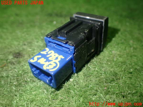 1UPJ-27856308]シエンタハイブリッド(MXPL10G)スイッチ3 (VSC OFF) 中古_m0003.jpg