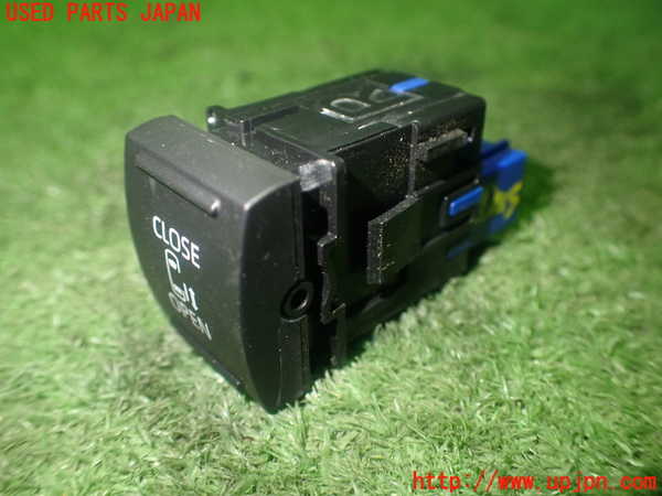 1UPJ-27856311]シエンタハイブリッド(MXPL10G)スイッチ6 (スライドドア) 中古_m0002.jpg