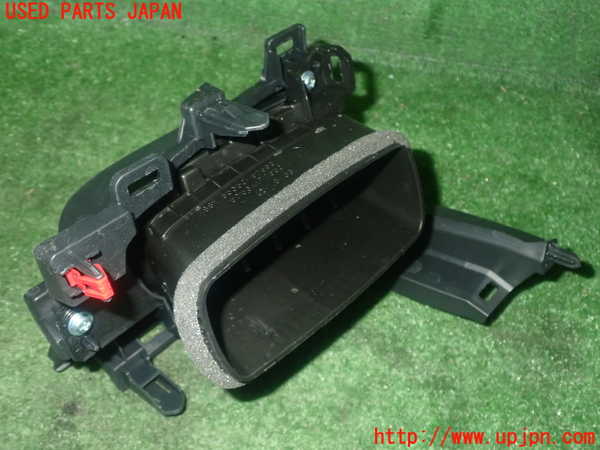 1UPJ-27857526]シエンタハイブリッド(MXPL10G)エアコン吹き出し口1 (右) 中古_m0003.jpg