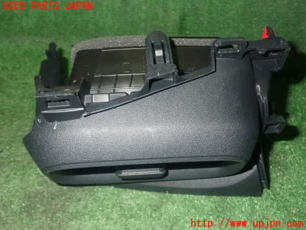 1UPJ-27857526]シエンタハイブリッド(MXPL10G)エアコン吹き出し口1 (右) 中古_m0004.jpg