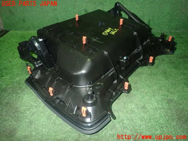 1UPJ-27857841]シエンタハイブリッド(MXPL10G)小物入れ1 中古_m0003.jpg