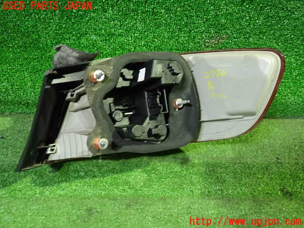 1UPJ-27861536]BMW M3 クーペ(WD40) E92 左テールランプ 6321-7174403-07 中古_m0002.jpg