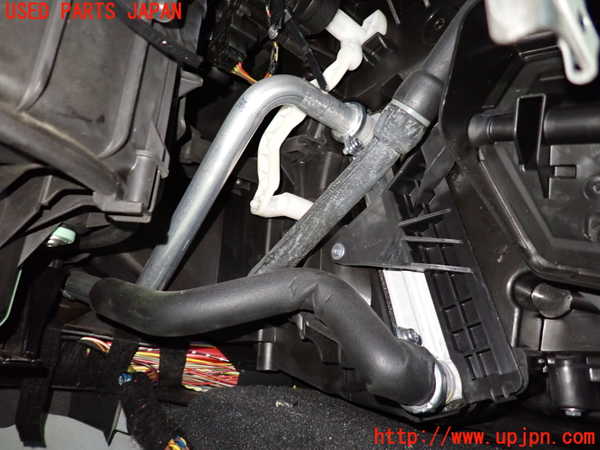 1UPJ-27866081]BMW M3 クーペ(WD40) E92 エバポレーター1 中古_m0003.jpg