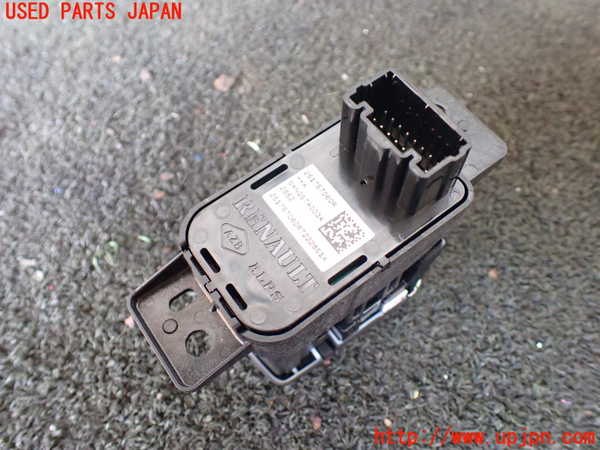 5UPJ-27876306]ルノー・アルカナ(LJLH4MH)スイッチ1 (電動パーキング＆オートホールド) 中古_m0002.jpg