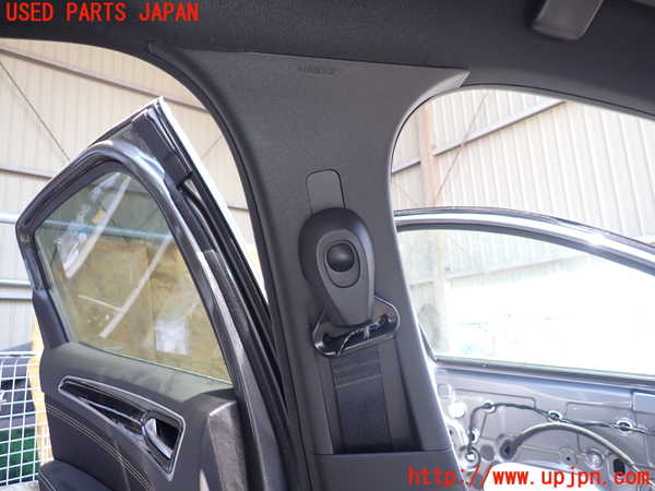 5UPJ-27877670]ルノー・アルカナ(LJLH4MH)左センターピラートリム 中古_m0002.jpg