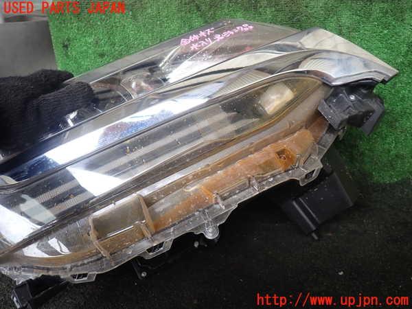 1UPJ-27881130]アルファード(AGH30W)右ヘッドライト LED ジャンク部品取り_m0002.jpg