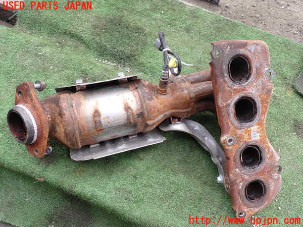 5UPJ-27882041]アルファード(AGH30W)エキマニ1 触媒 マニバーター 中古_m0002.jpg