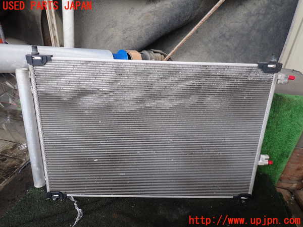 5UPJ-27886031]アルファード(AGH30W)エアコンコンデンサー1 ジャンク部品取り_m0002.jpg