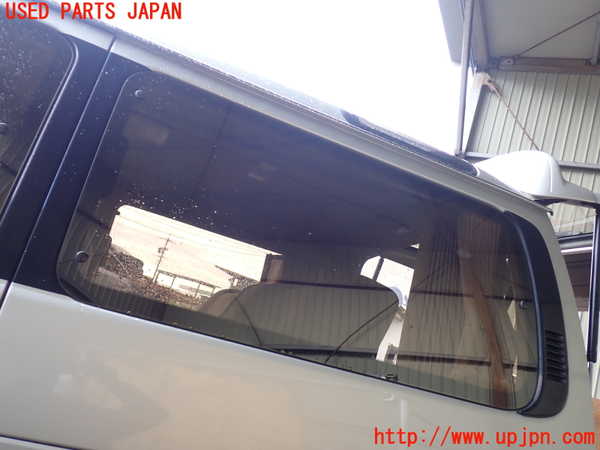 1UPJ-27891382]ハイエースワゴン100系(KZH106W)左クォーターガラス 中古 ASAHI M2A45_m0001.jpg