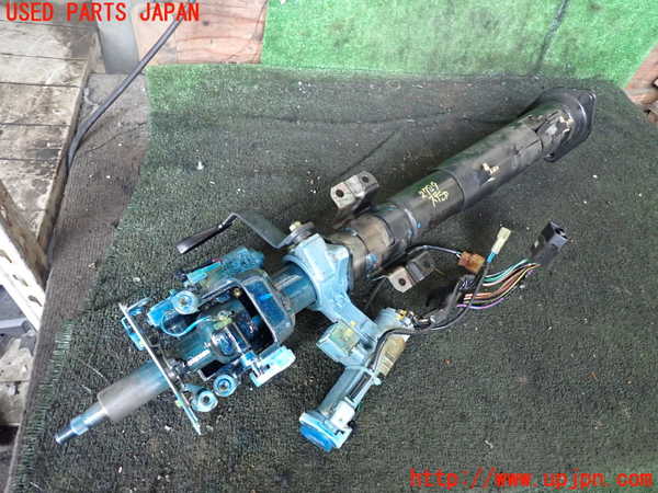 1UPJ-27894260]ハイエースワゴン100系(KZH106W)ステアリングシャフト 中古_m0001.jpg