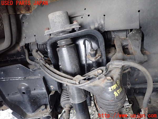 1UPJ-27895136]ハイエースワゴン100系(KZH106W)左フロントアッパーアーム1 中古_m0001.jpg