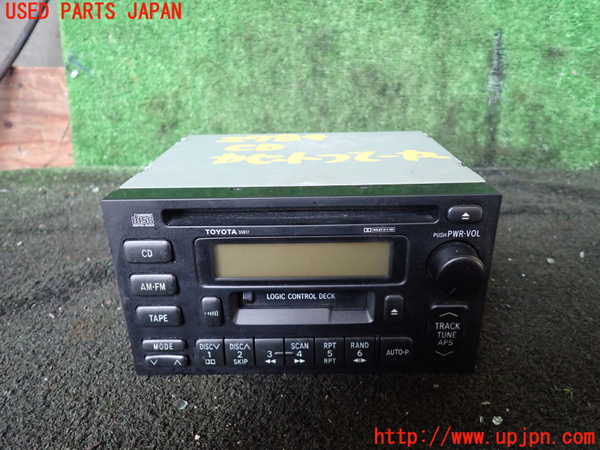 1UPJ-27896495]ハイエースワゴン100系(KZH106W)CD&カセットプレイヤー 中古_m0001.jpg
