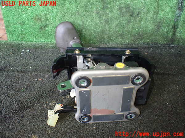 1UPJ-27897555]ハイエースワゴン100系(KZH106W)ATシフトレバー 中古_m0003.jpg
