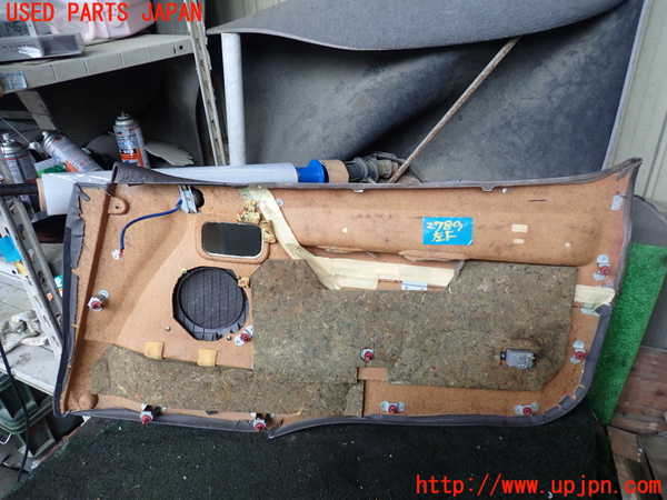 1UPJ-27891264]ハイエースワゴン100系(KZH106W)左前ドア内張り 中古_m0004.jpg