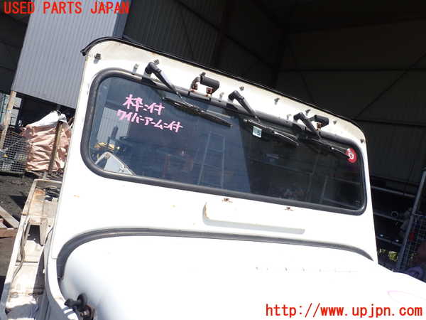 1UPJ-27901195]三菱ジープ(J55)フロントガラス M365 中古_m0001.jpg