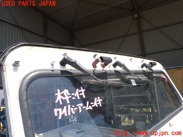 1UPJ-27901195]三菱ジープ(J55)フロントガラス M365 中古_m0002.jpg
