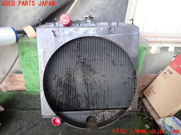 1UPJ-27902321]三菱ジープ(J55)ラジエーター1 中古_m0002.jpg
