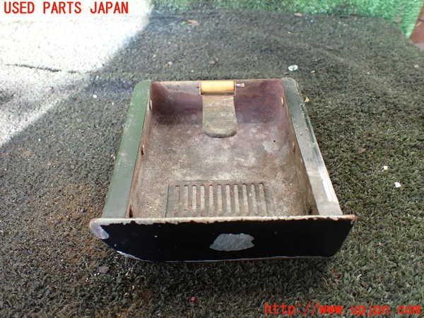 1UPJ-27907821]三菱ジープ(J55)灰皿1 中古_m0001.jpg