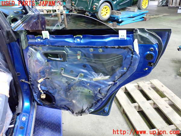 1UPJ-27911290]インプレッサ WRX-STi(GDB)右後ドア 中古_m0004.jpg