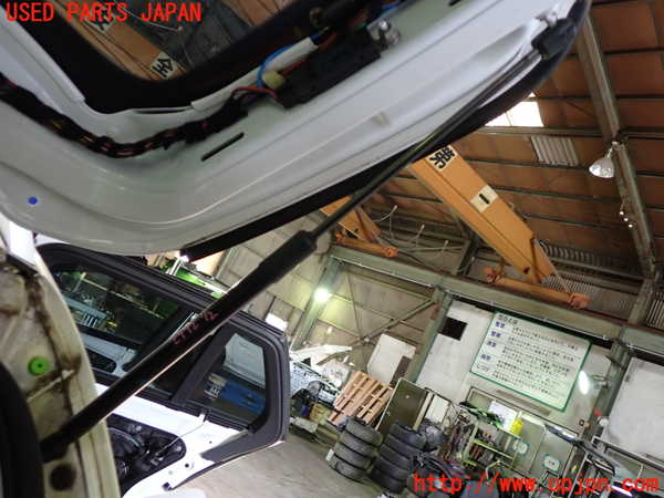 1UPJ-27921584]ベンツ C220 d ステーションワゴン S205 (205214)リアゲートダンパー 中古_m0001.jpg