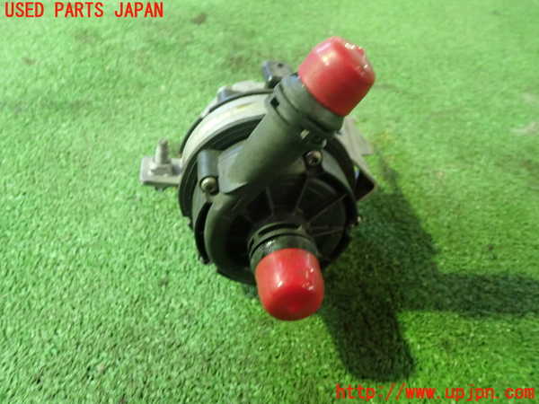 1UPJ-27922110]ベンツ C220 d ステーションワゴン S205 (205214)ウォーターポンプ 中古_m0002.jpg