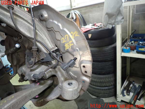 1UPJ-27924295]ベンツ C220 d ステーションワゴン S205 (205214)左フロントナックルハブ 中古_m0001.jpg