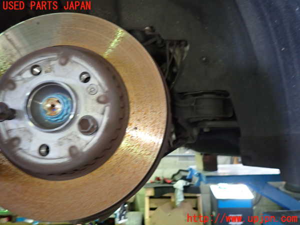 1UPJ-27924300]ベンツ C220 d ステーションワゴン S205 (205214)右リアナックルハブ 中古_m0002.jpg