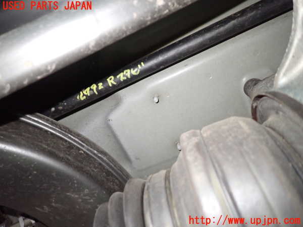 1UPJ-27925445]ベンツ C220 d ステーションワゴン S205 (205214)リアスタビライザー 中古_m0003.jpg