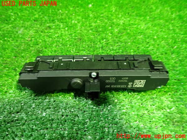 1UPJ-27926308]ベンツ C220 d ステーションワゴン S205 (205214)スイッチ3 (ソナー) 中古_m0002.jpg