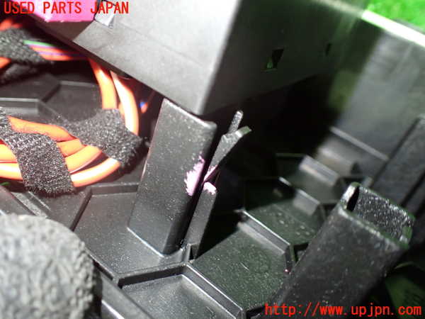 1UPJ-27926741]ベンツ C220 d ステーションワゴン S205 (205214)ヒューズボックス1 中古_m0002.jpg