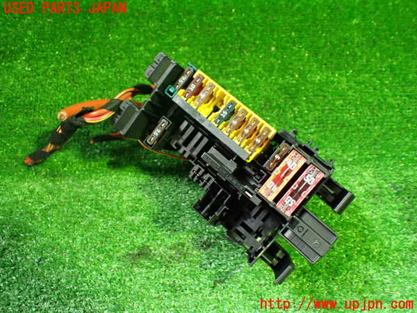 1UPJ-27926742]ベンツ C220 d ステーションワゴン S205 (205214)ヒューズボックス2 中古_m0001.jpg