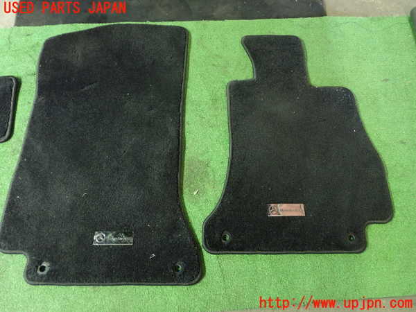 1UPJ-27927800]ベンツ C220 d ステーションワゴン S205 (205214)フロアマット 中古_m0002.jpg