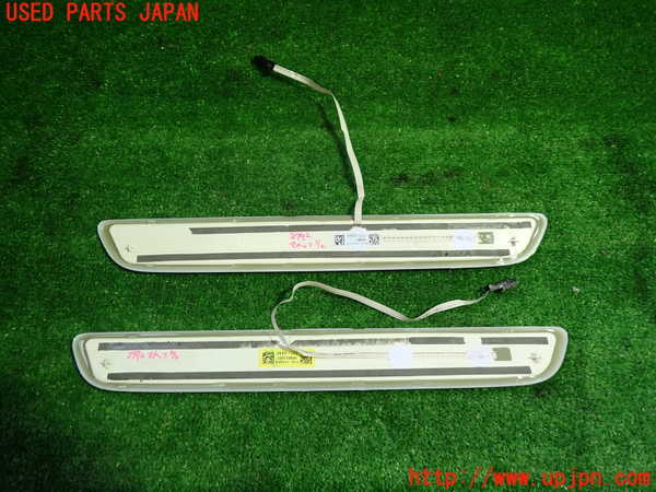 1UPJ-27927740]ベンツ C220 d ステーションワゴン S205 (205214)スカッフプレート 中古_m0003.jpg