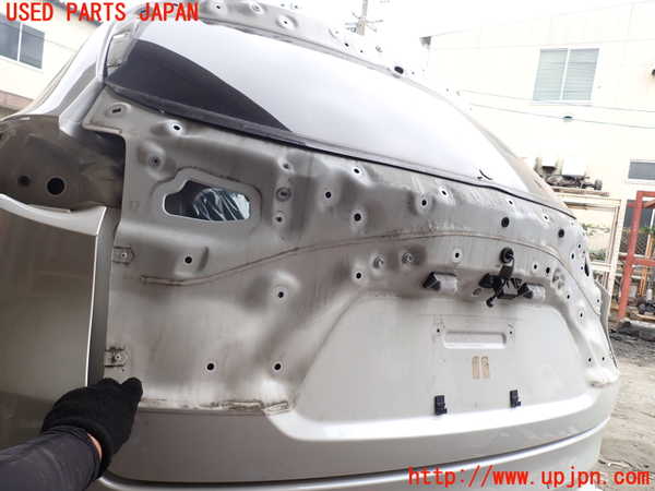1UPJ-27931566]CX-8(KG5P)バックドア リアゲート ハッチ 中古 AGC M2L3 43R-007953_m0001.jpg