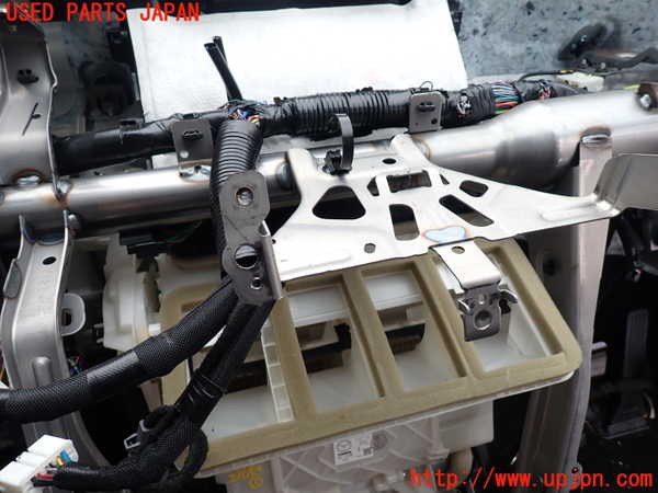 1UPJ-27936081]CX-8(KG5P)エバポレーター1(フロント) 中古_m0002.jpg