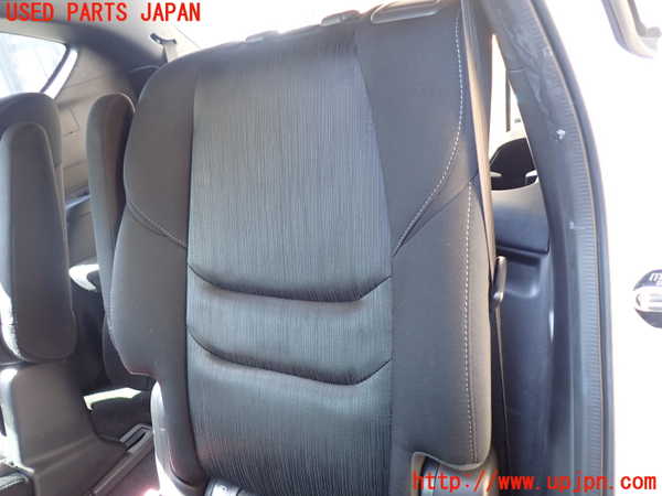 1UPJ-27937175]CX-8(KG5P)左2列目シート 中古_m0002.jpg