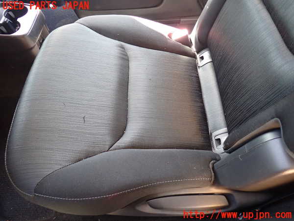 1UPJ-27937175]CX-8(KG5P)左2列目シート 中古_m0003.jpg