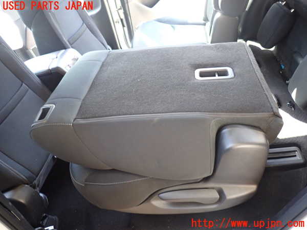 1UPJ-27937175]CX-8(KG5P)左2列目シート 中古_m0005.jpg