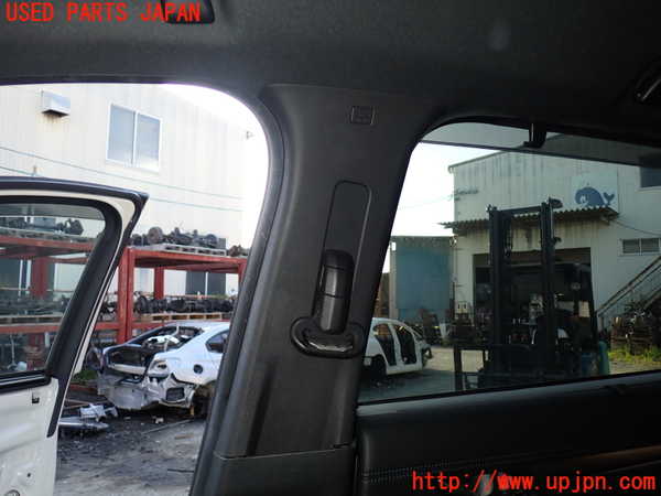 1UPJ-27937665]CX-8(KG5P)右センターピラートリム 中古_m0002.jpg
