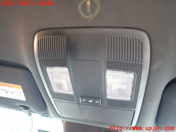 1UPJ-27936411]CX-8(KG5P)ルームランプ1 中古_m0001.jpg