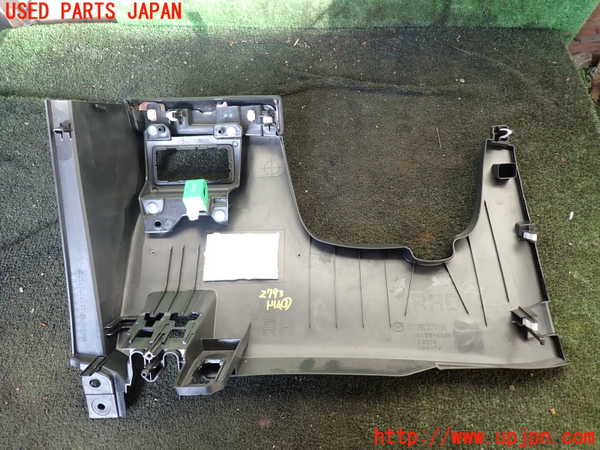 1UPJ-27937693]CX-8(KG5P)内装トリム類3 中古_m0004.jpg
