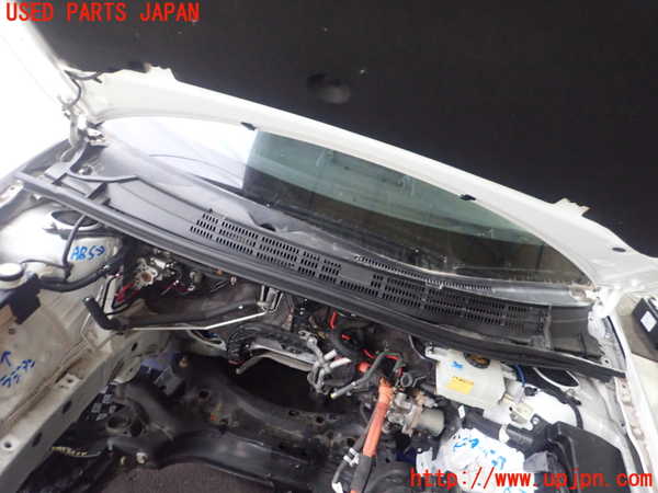 5UPJ-27951190]レクサス・CT200h(ZWA10)カウルトップ 中古_m0001.jpg