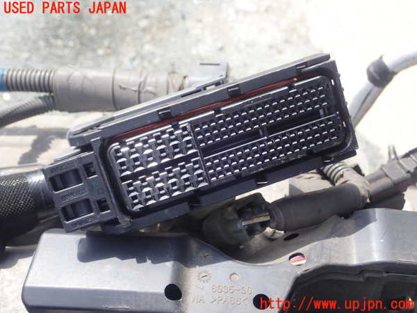 1UPJ-27952010]レクサス・CT200h(ZWA10)エンジン 2ZR-FXE 中古_m0004.jpg